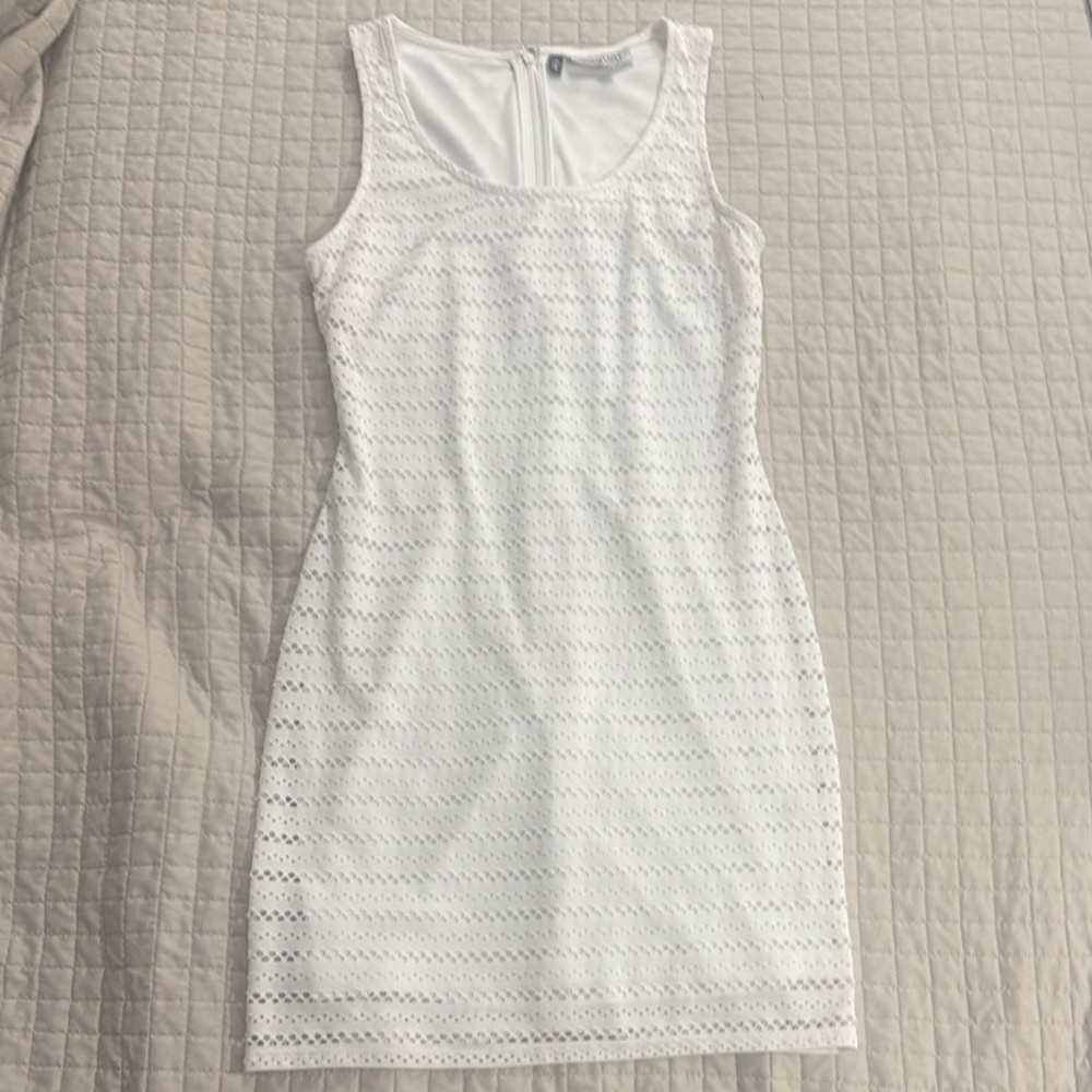 Jennifer Lopez White Sheath Mini Dress Scoop Neck Sleeveless